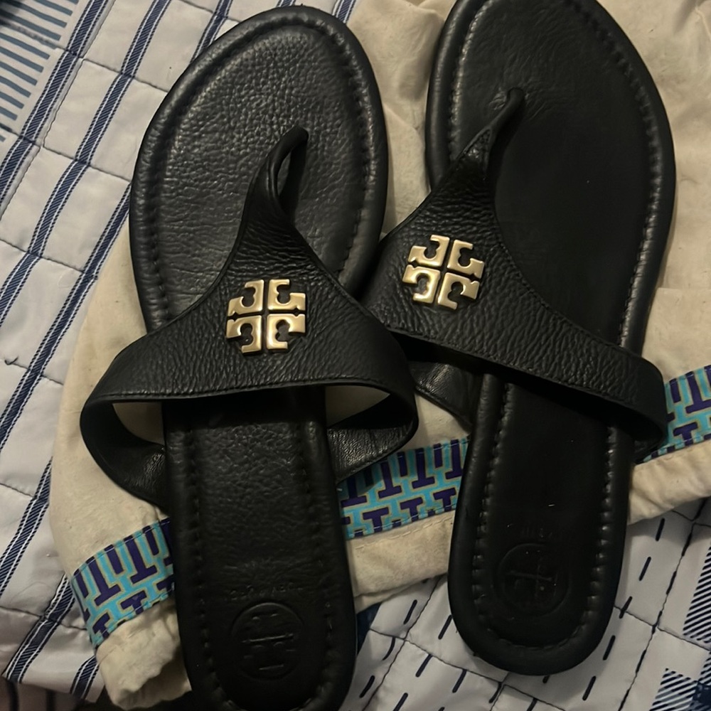 like brand new tory burch sandals